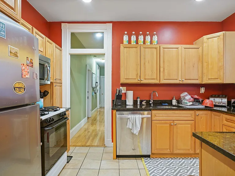 68 Calumet St #5 — Photo 32