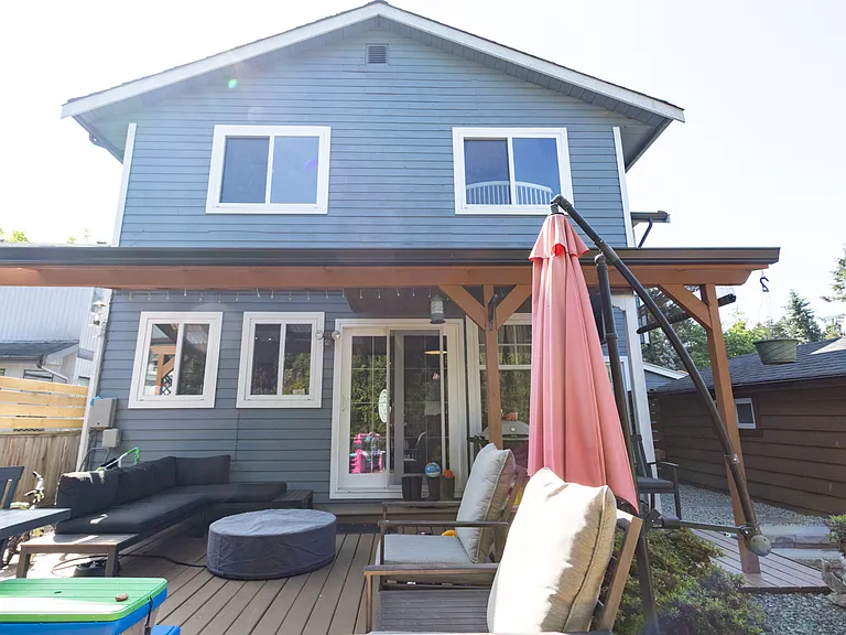 21573 Cherrington Ave — Photo 2