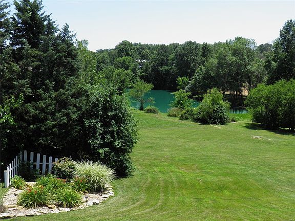 Beautiful view of the lake from the deck!
