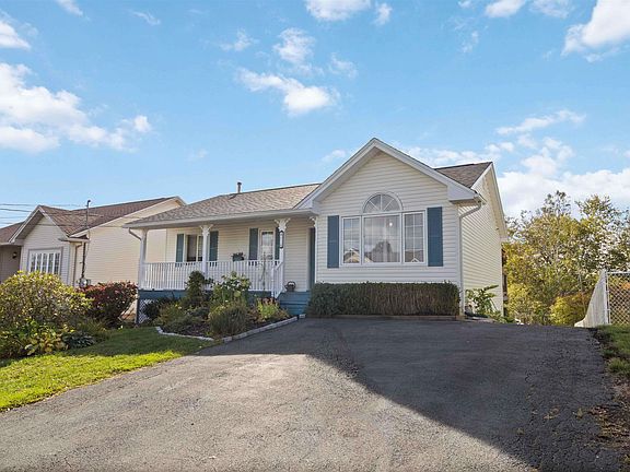 2nd image of 62 Bucheron Cres