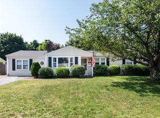 60 Inez Ave, Warwick, RI 02886