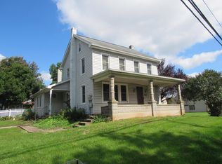 182 W Maple Grove Rd, Denver, PA 17517