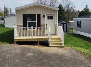 124 Lillian Ln, Somerset, PA 15501