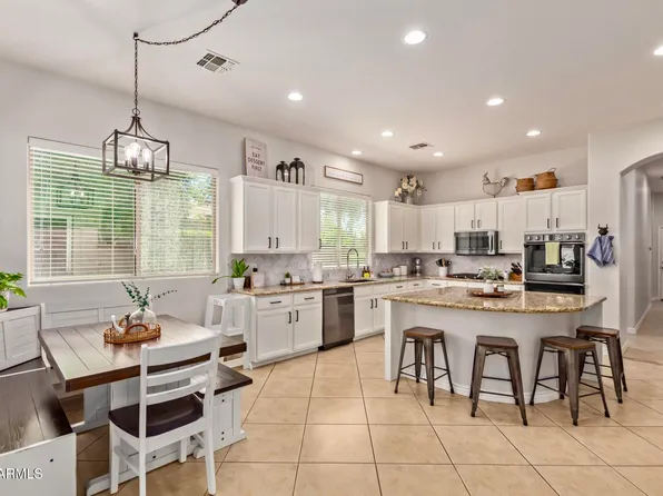 19160 E CANARY Way, Queen Creek, AZ 85142
