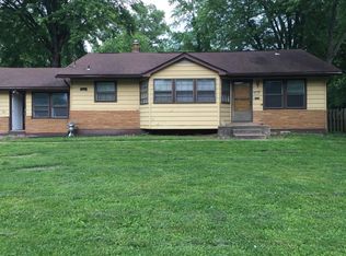 4112 Wright Ave, Saint Ann, MO 63074