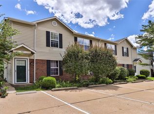 163 Harvest Moon Ct #C, Saint Charles, MO 63304