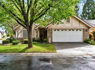 1845 Stonebrook Ln, Clovis, CA
