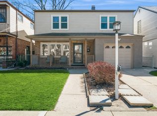 5623 Crain St, Morton Grove, IL 60053