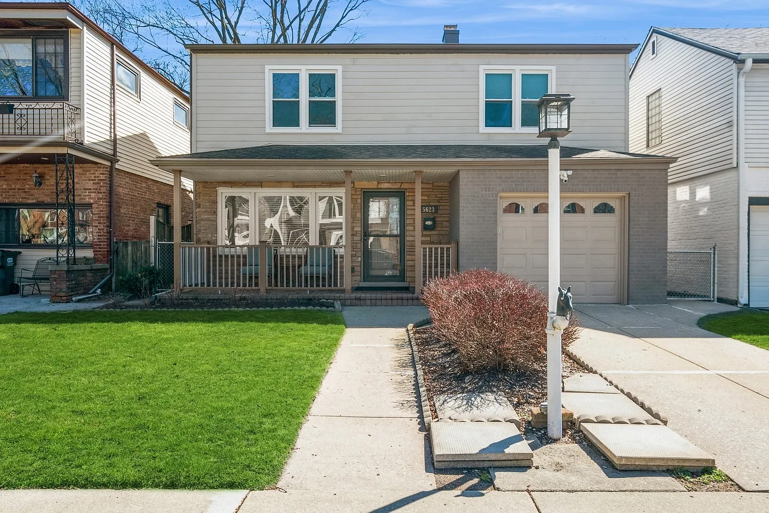 5623 Crain St photo 1