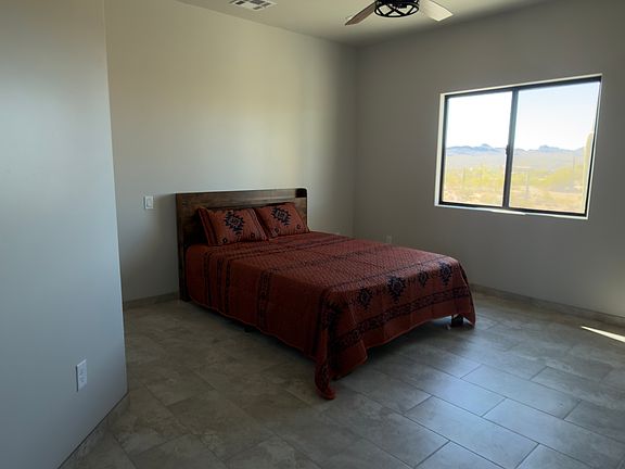 3rd image of 45589 San Domingo Peak Trl