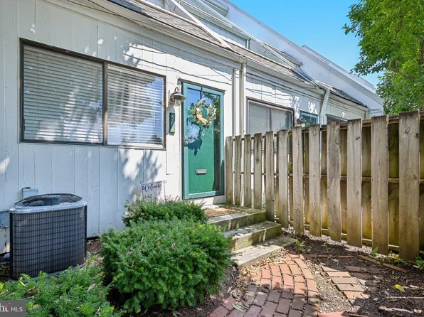 502 Summit House, West Chester, PA 19382