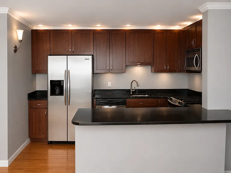 1325 18th St NW #1006 — Photo 11