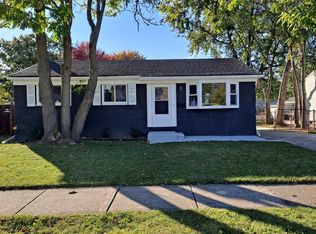 26485 Collingwood St, Roseville, MI 48066