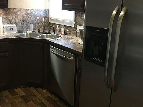 3rd image of 700 Arizona Ave