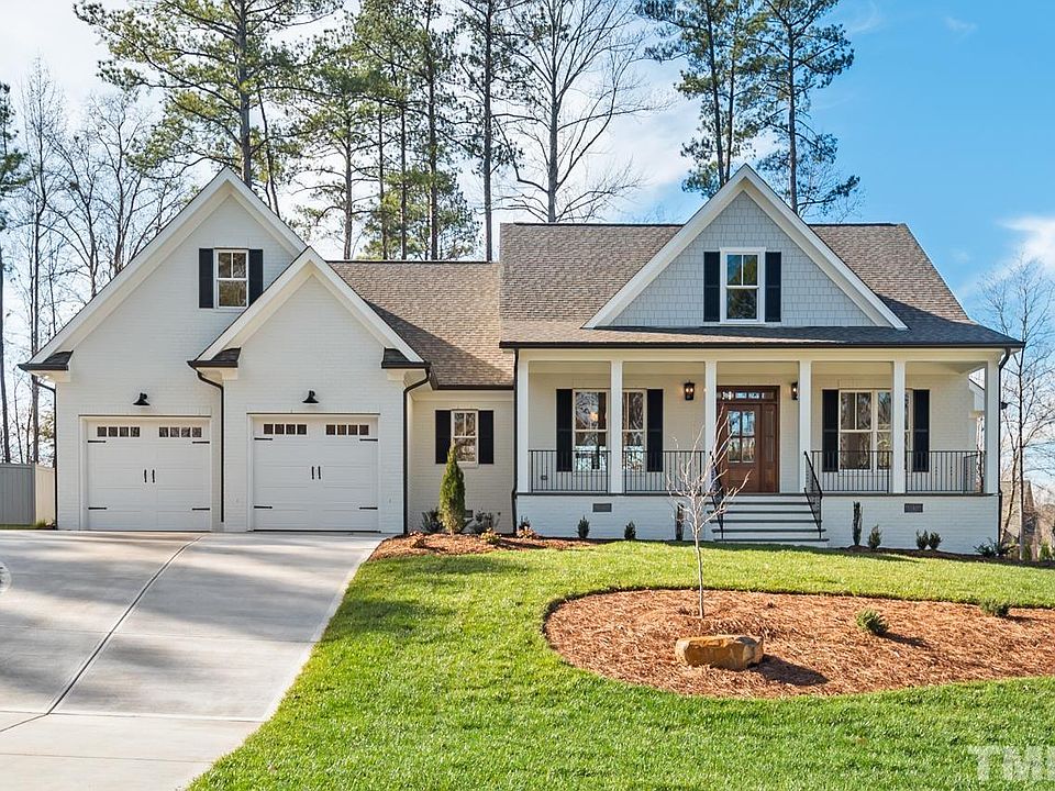 1st image of 3809 Langley Dr