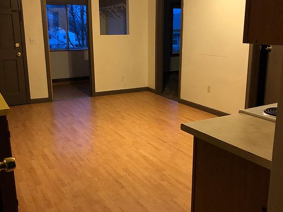 3rd image of 20 Joy St Floor 2