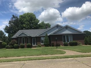 7948 E Oak St, Evansville, IN 47715
