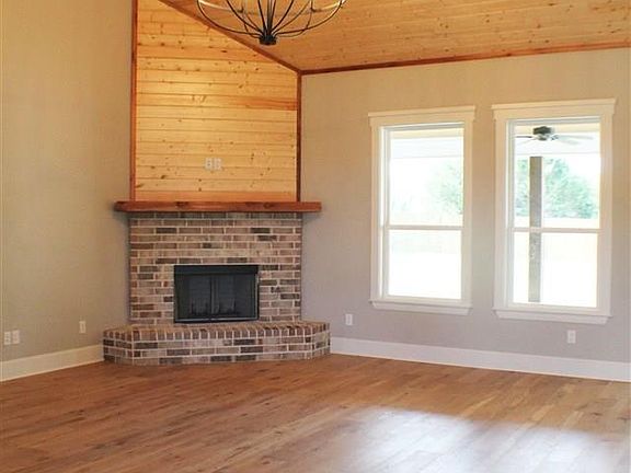 5th image of 21541 Castle Rock Cir
