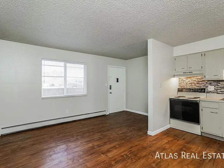 1931 Henderson Ave #2 — Photo 13