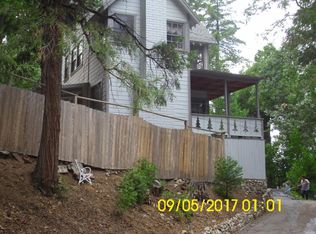 23701 Lakeview Dr, Crestline, CA 92325