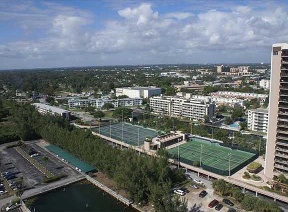 5th image of 11111 Biscayne Bl #PH-4