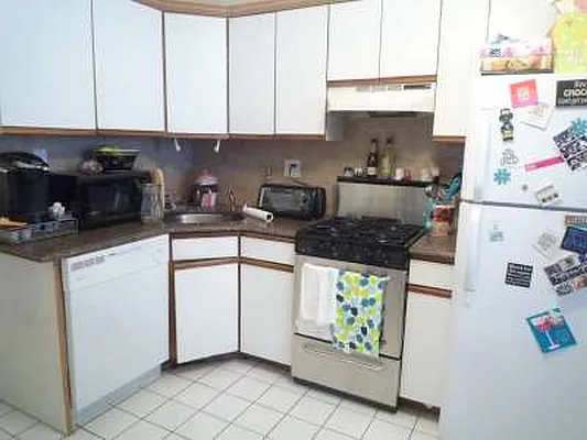 Rented by New York City Apartments | media 15