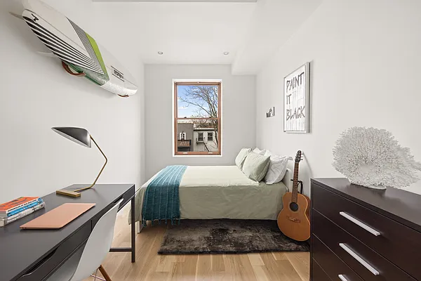 Sold by Compass | media 6