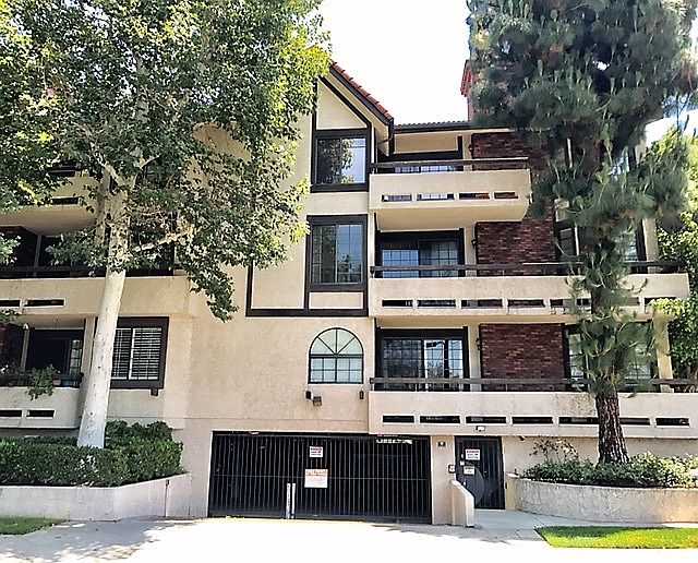 1st image of 5534 Encino Ave APT 311