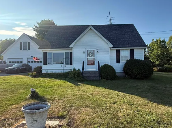 121 Higginsville Road, Kenduskeag, ME 04450