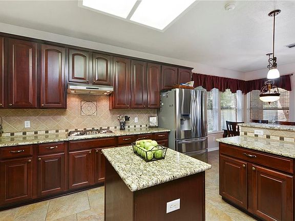 4th image of 14900 Galena Dr