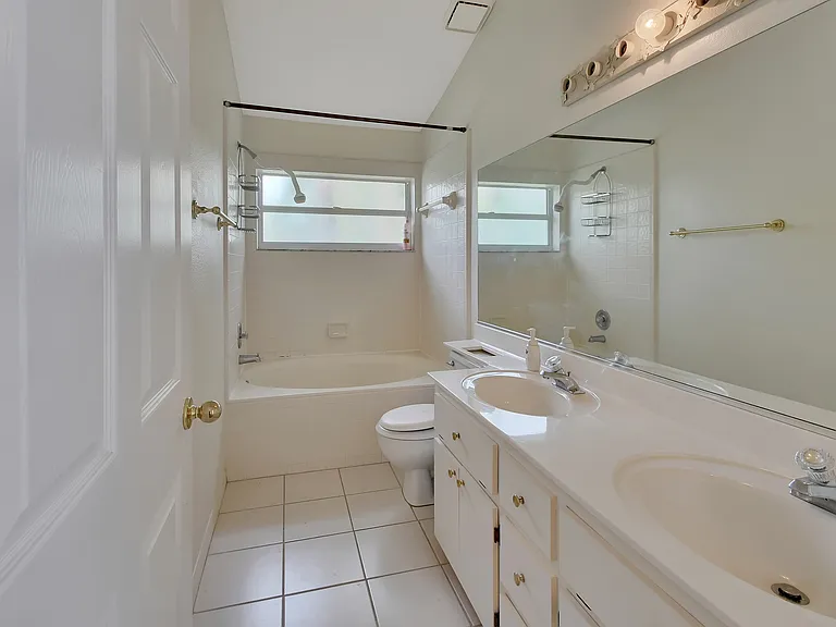 1110 Plover Pl — Photo 27