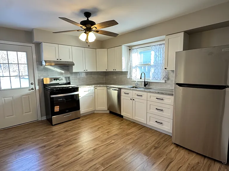 140 Newberry Ave #A — Photo 2