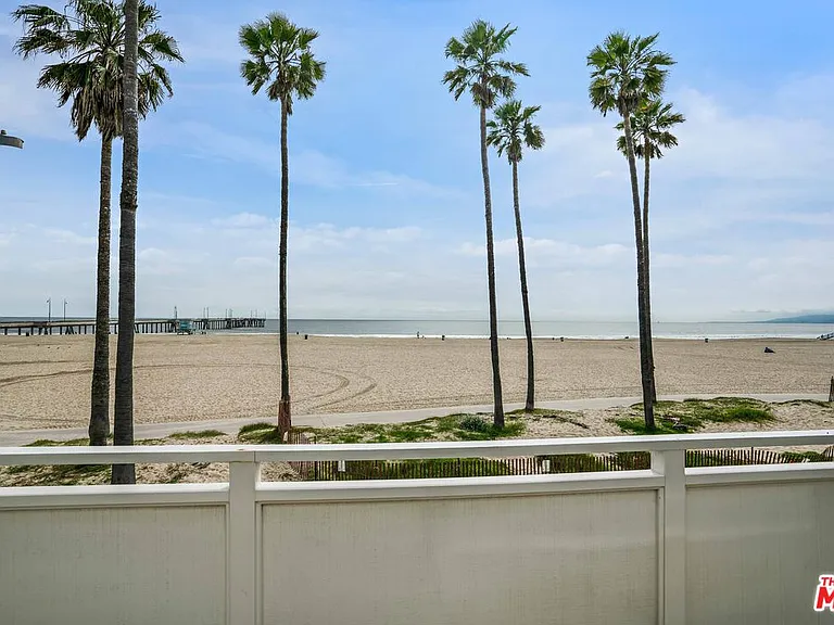 0 Ocean Front Walk — Photo 11