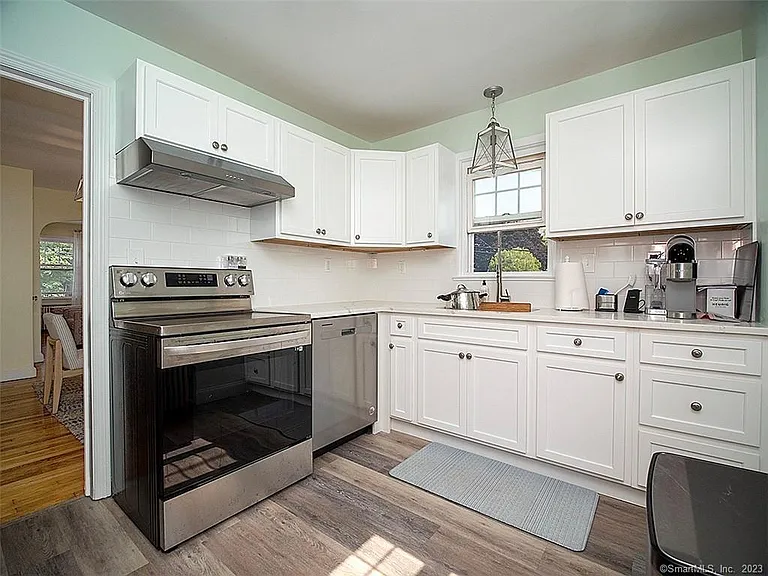30 Seaview Ave — Photo 16