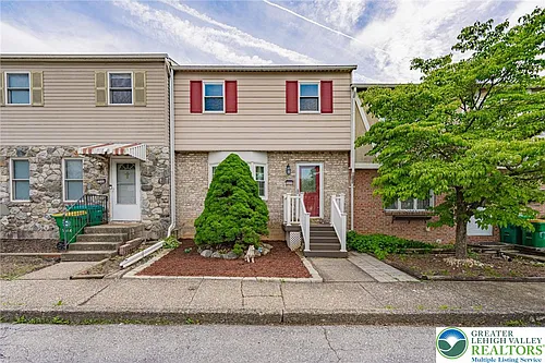 5650 Greens Dr Photo 1
