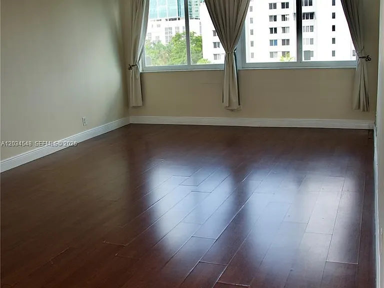 9125 SW 77th Ave #501 — Photo 5