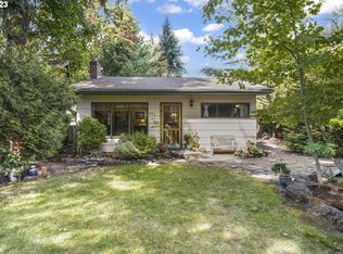 245 Federal Ln, Eugene, OR 97404