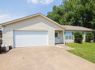 715 Elizabeth Ln, Jonesboro, AR 72401