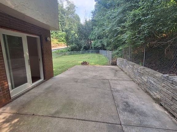 3rd image of 4588 E Willock Rd