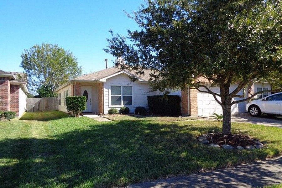 2nd image of 3919 Teal Vista Ct