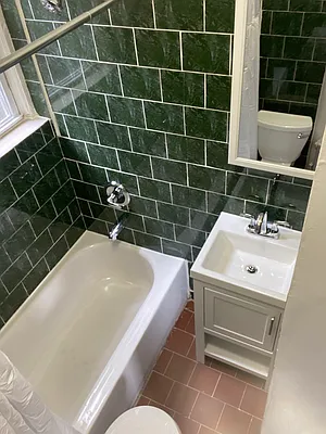 Rented by Gur Altberg, LREB | media 7