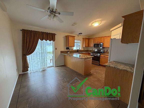 5th image of 2828 Linda St