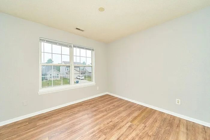 8133 Maple Stream Ln — Photo 21