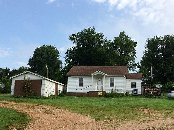 2 BR Bungalow
