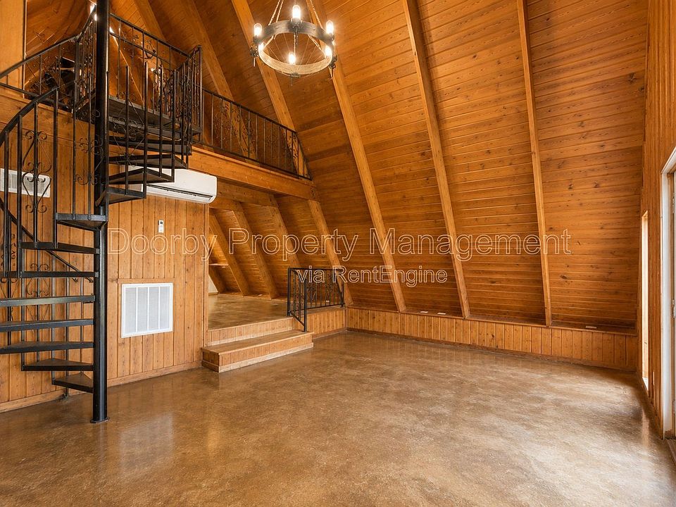1st image of 3109 Ellis Ave