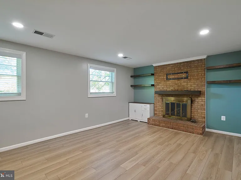 2403 Arrow Park Dr — Photo 41