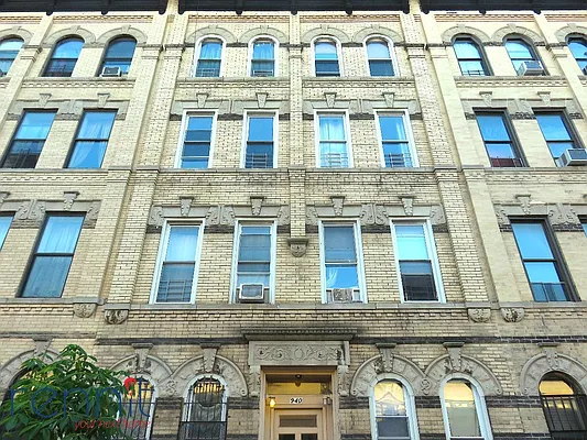 Rented by Rennit Inc. | media 38