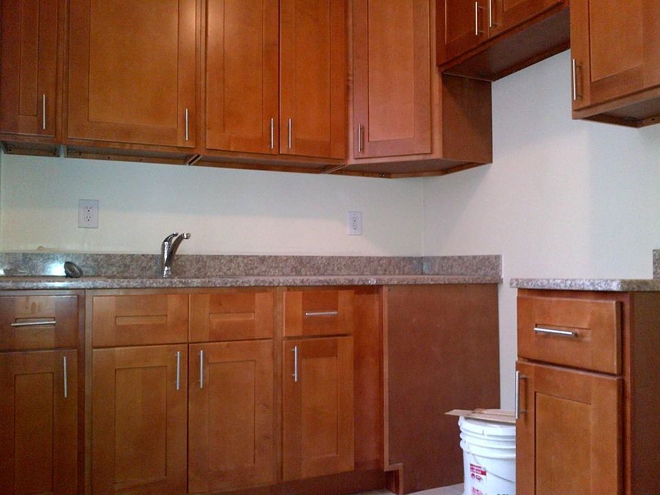 1st image of 354 E 23rd St