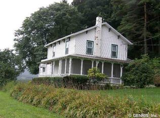 8370 Hunt Hollow Rd, Naples, NY 14512