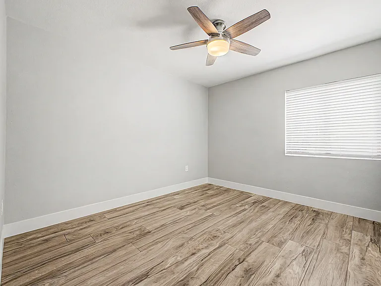 3027 W Tierra Buena Ln — Photo 11